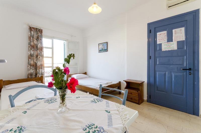 Aris Apartments ماليا المظهر الخارجي الصورة